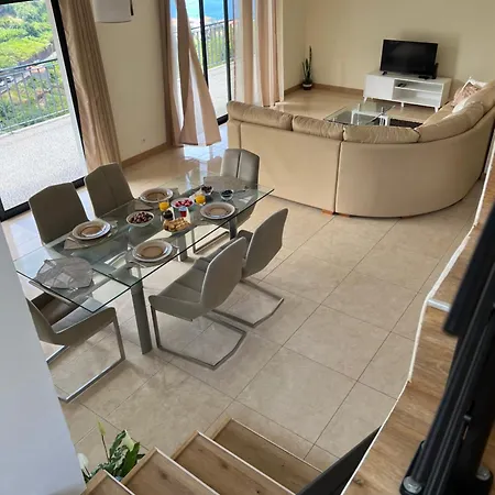Rocha House * Calheta (Madeira)