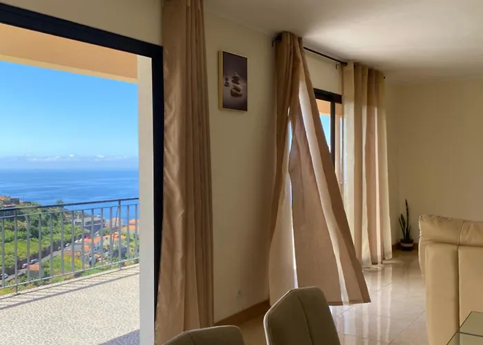 Rocha House Calheta (Madeira)